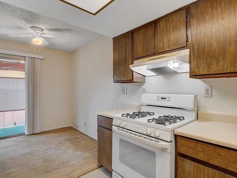 401-N-Lamb-Blvd-Apt-H_21_04282026