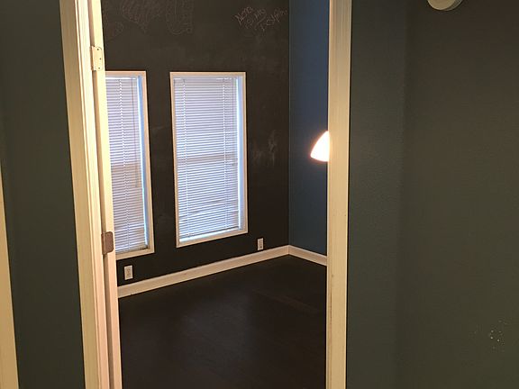 Office / 4th bedroom