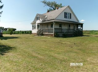 1588 E 1400 North Rd, Crescent City, IL 60928
