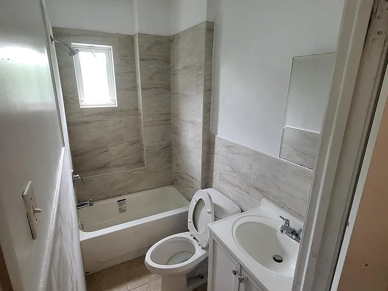 620 E Lippincott St — Photo 14