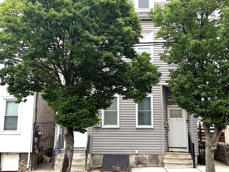 1st image of 319 Cattell St Floor 1