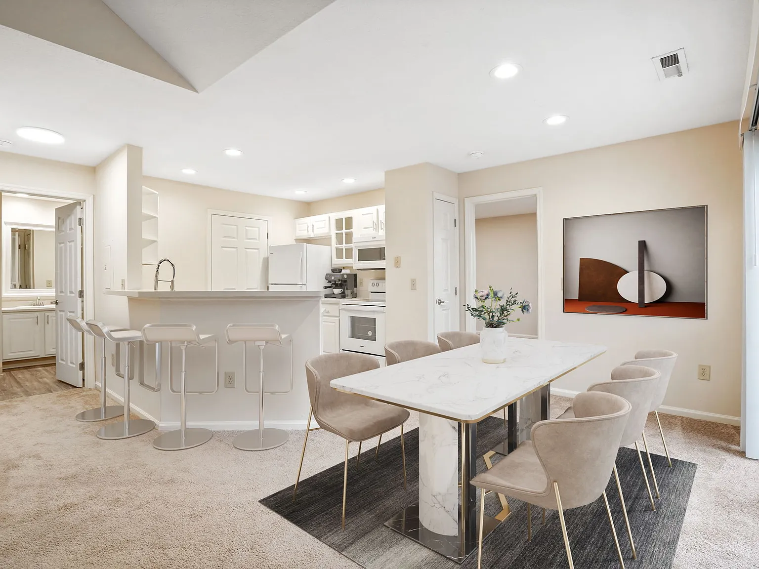 2 bed, 1181 sqft, $1,595 — Photo 4