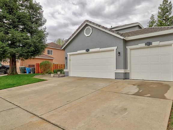 2nd image of 1831 Alyssa Dr