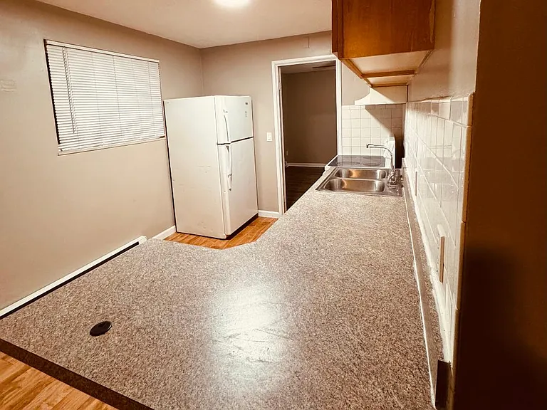 2602 Chesterfield Ct #10 — Photo 4