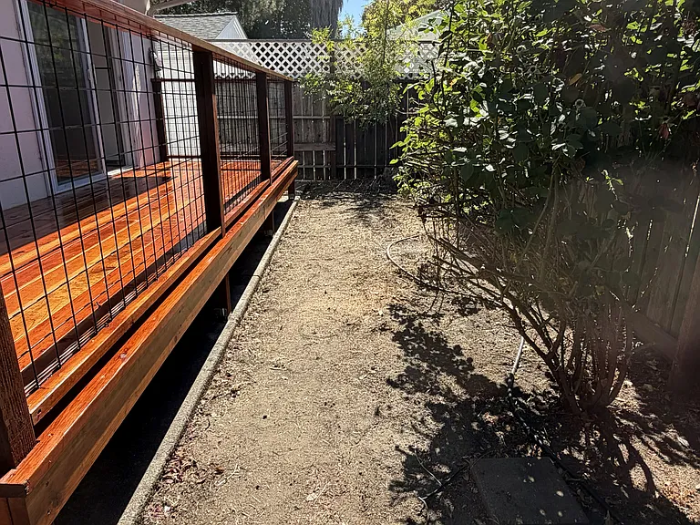 411 S E St — Photo 4
