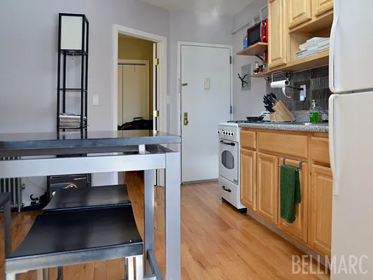 Rented by Bellmarc Realty | media 17