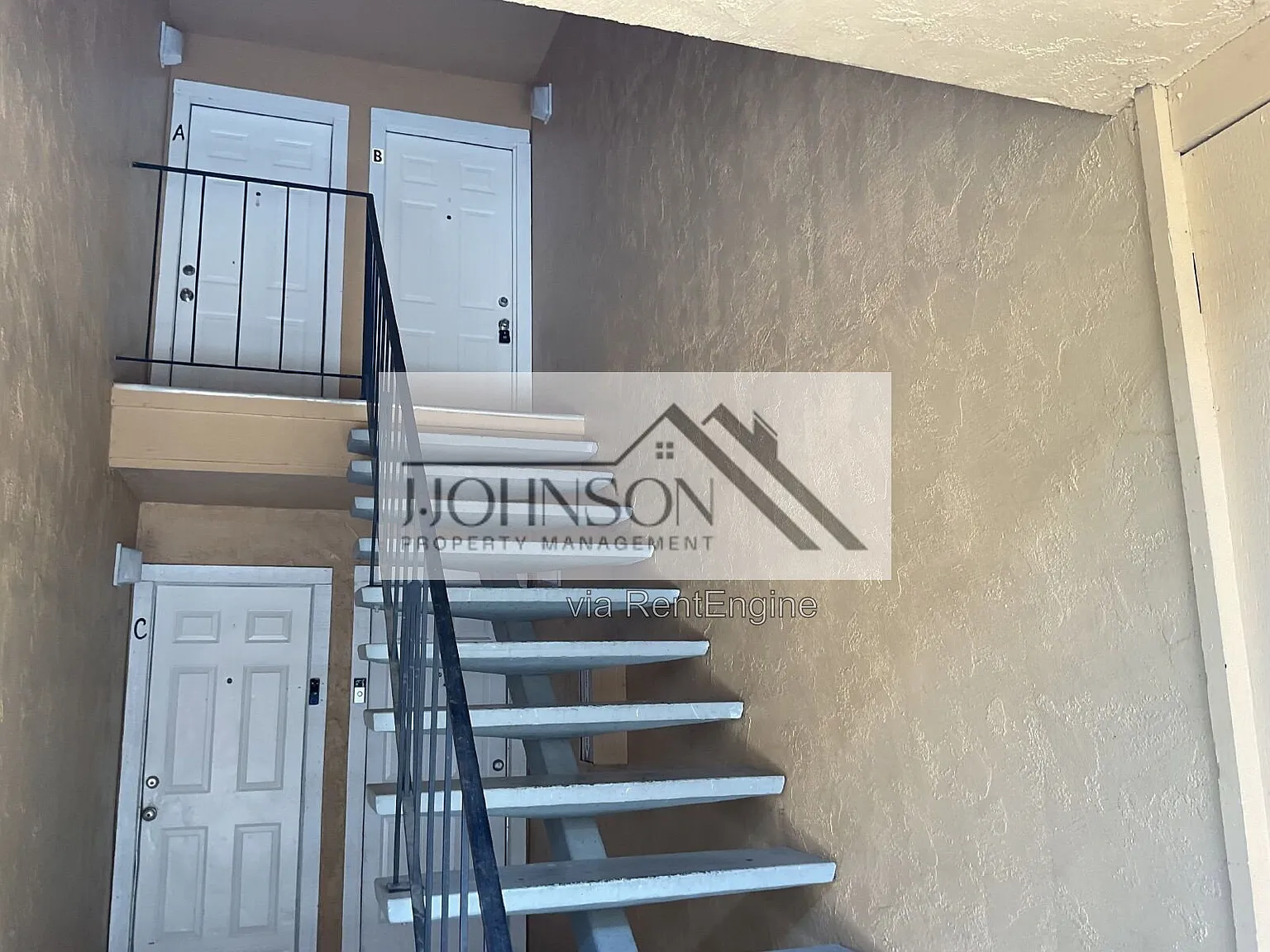 2 bed, 1.0 bath, $1,850 — Photo 2