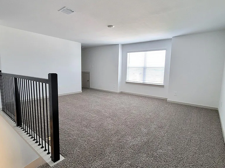 4915 Pine Haven Ln — Photo 11