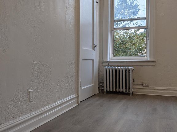 2nd image of 2130 E 15th St #2F