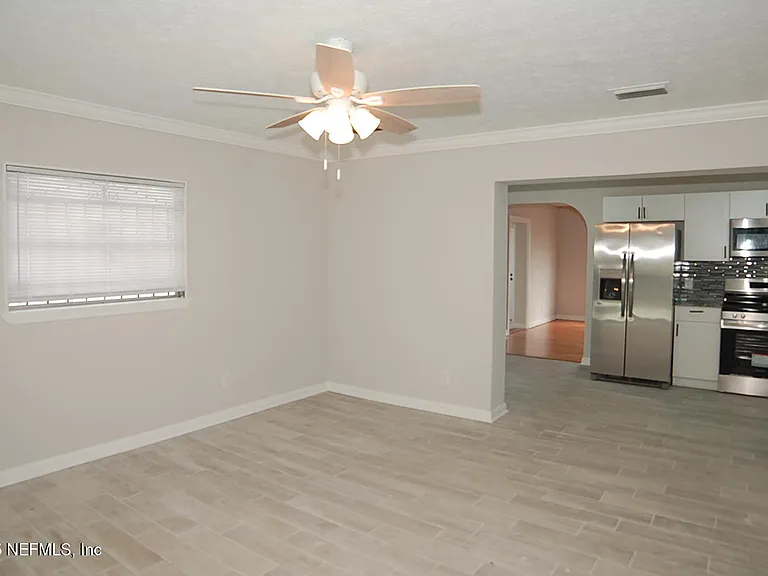 2947 W 45th St — Photo 28