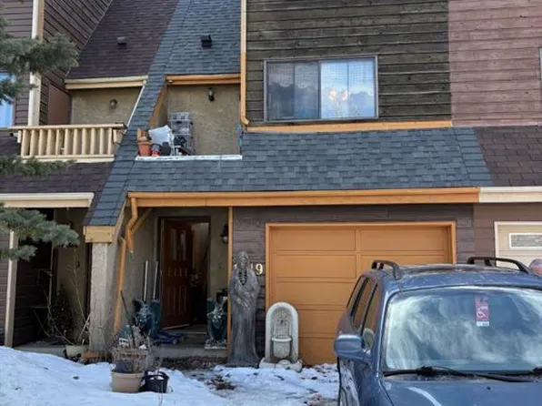 1419 NE Ranchlands Rd NW, Calgary, AB T3G 1N2