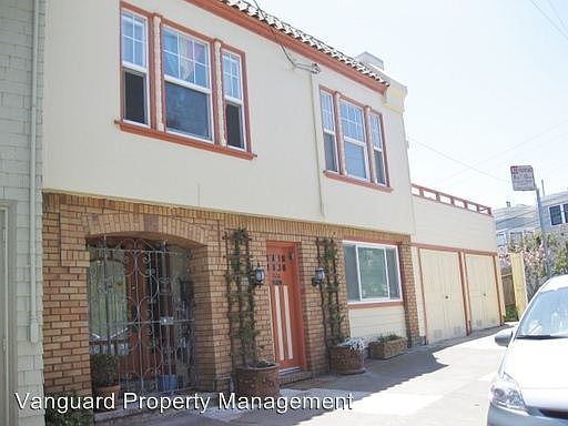 1st image of 453 Holly Park Cir