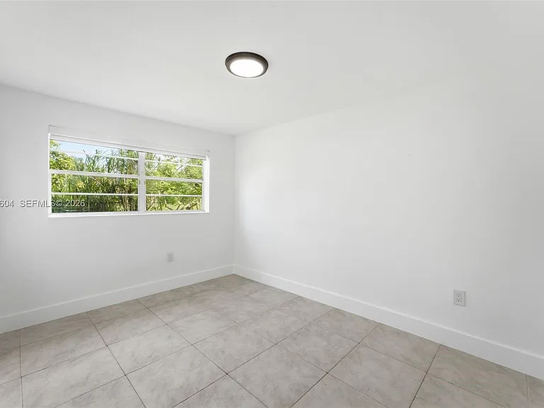 14310 SW 271st Ter — Photo 18