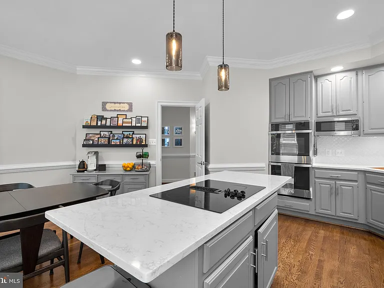 1532 Hampton Hill Cir — Photo 17