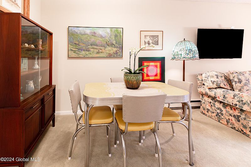 3rd image of 103 Ridgewood Terrace