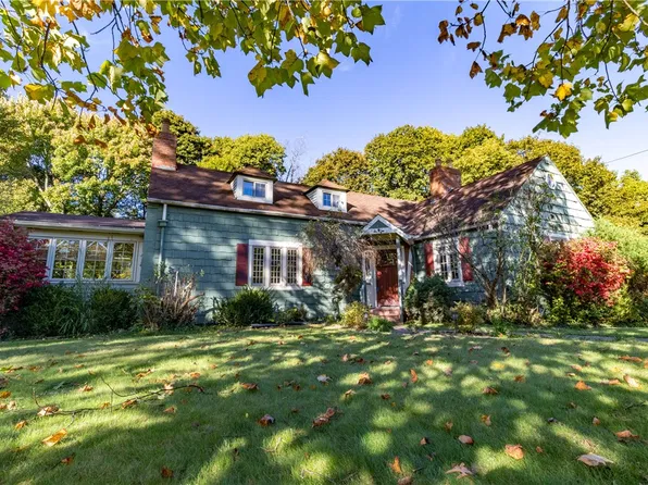 102 Hillcrest Ave, Beaver Falls, PA 15010