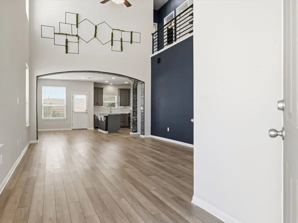 6400 Mary Lewis Dr, Austin, TX 78747