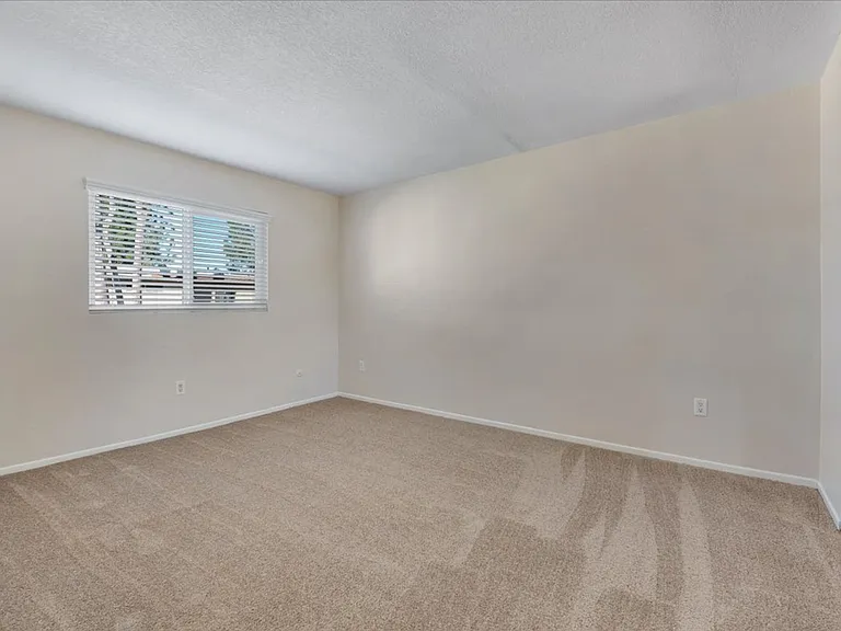 Kenora Terrace Apartments - Spring Valley, CA — Photo 39