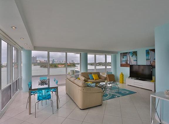 5th image of 900 Bay Dr #402-0