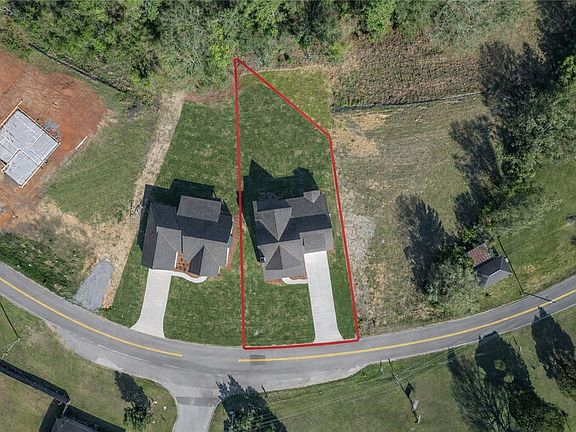 2nd image of 1272 Lee Road 219