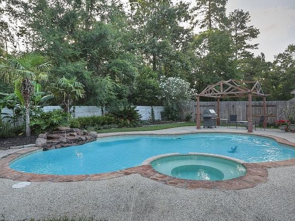 2nd image of 5003 Echo Falls Dr