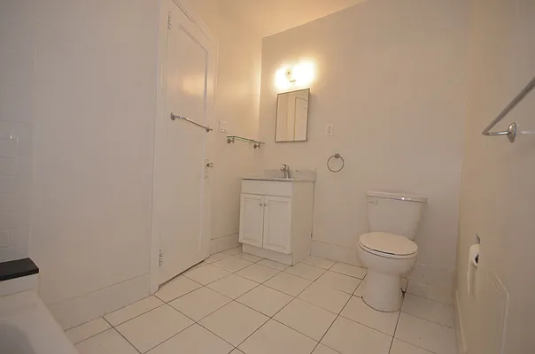 Rented by Avian Village Realty | media 14