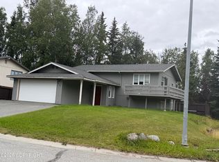 16143 Mammoth Ct, Eagle River, AK 99577