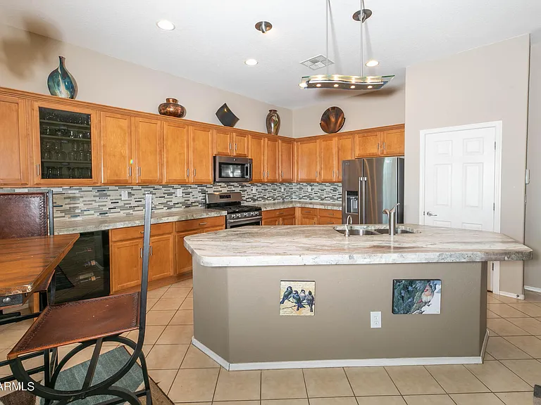 1537 W Spirit Dr — Photo 11