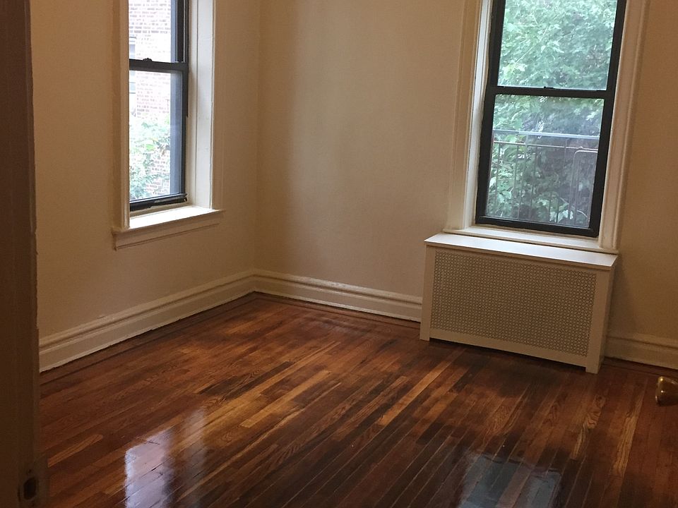2nd image of 5040 39th Pl #1
