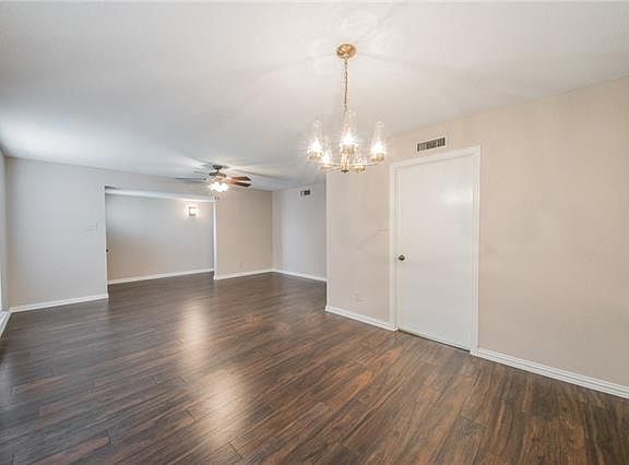 5th image of 2801 High Plateau Dr