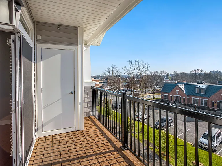 Avanti Luxury Apartments — Photo 67