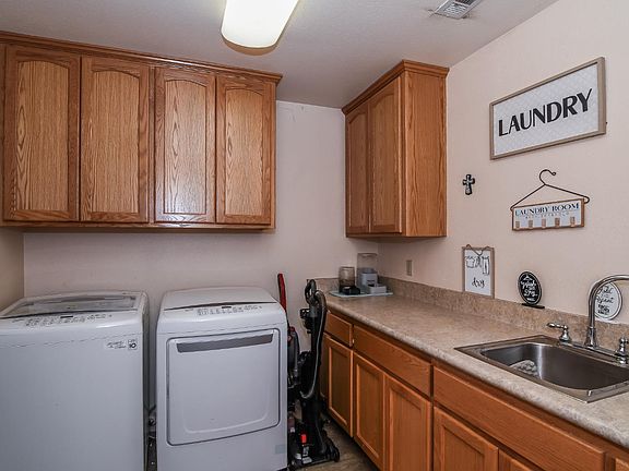 5th image of 2399 Campo Flores Ln