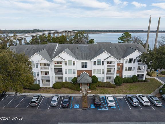 3rd image of 1231 Ladys Island Drive #333