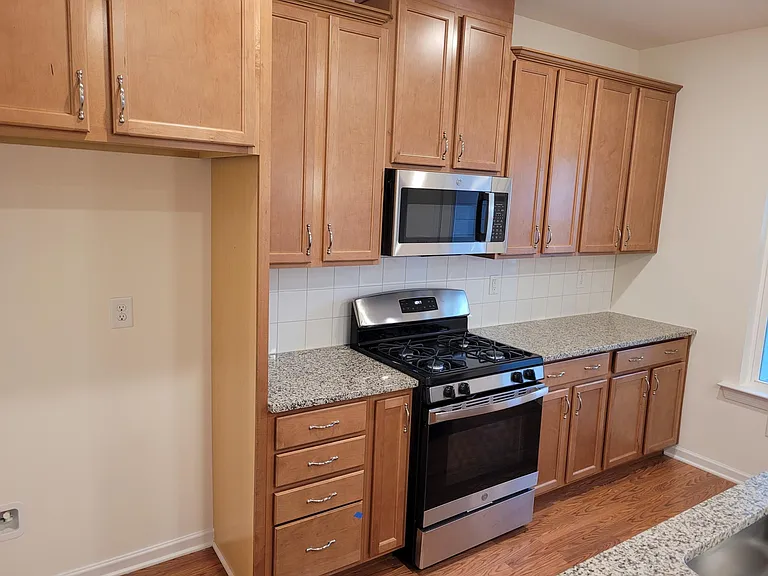 302 Kephart Way — Photo 16