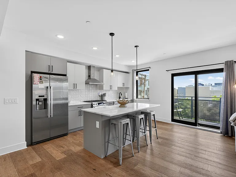 1801 Fairmount Ave #303 — Photo 9