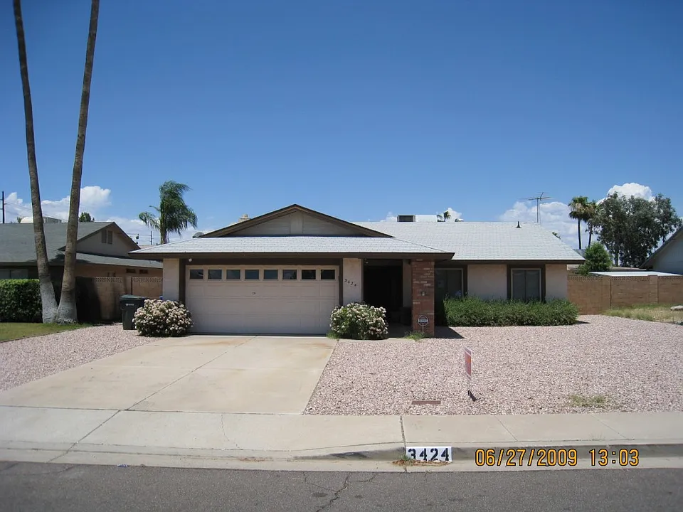 3424 W Aire Libre Ave