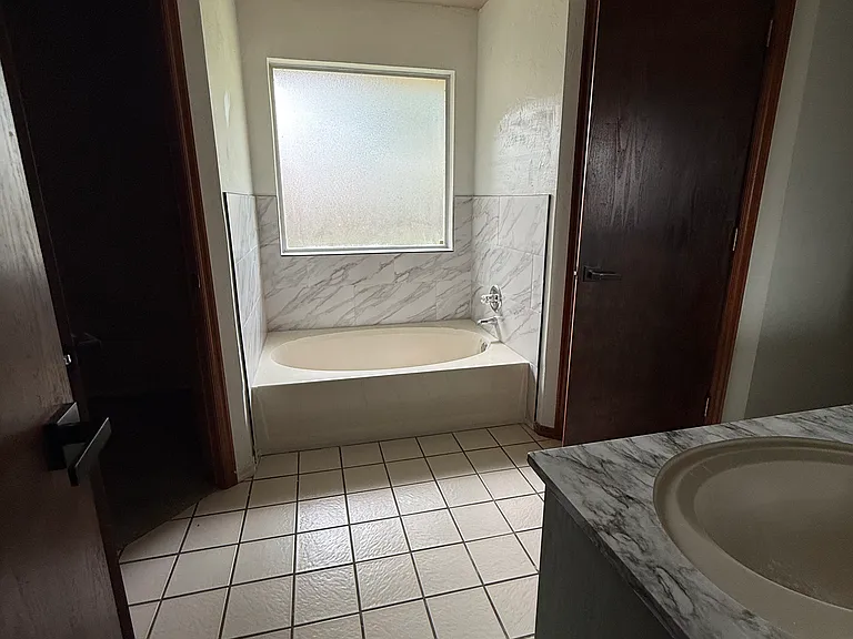 2021 Cedar Meadow Ln — Photo 12