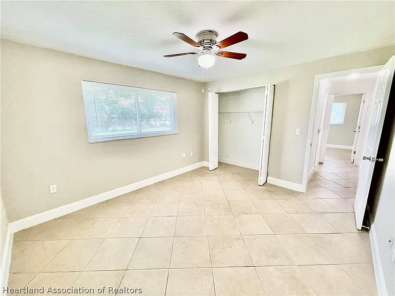 1409 Palm Way — Photo 29