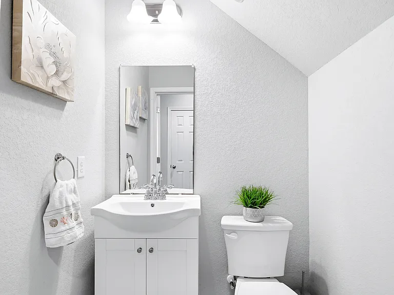 5602 Chestnut Xing — Photo 16
