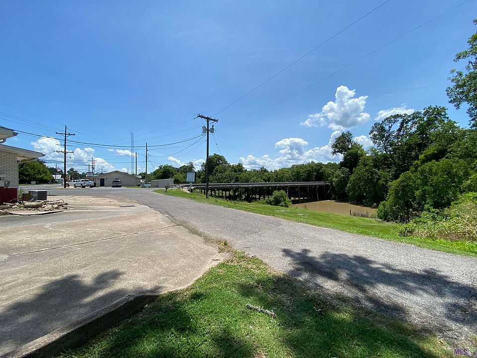 2nd image of LOT Bayou Rd #B