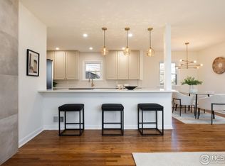 6 Sunset Cir, Longmont, CO 80501