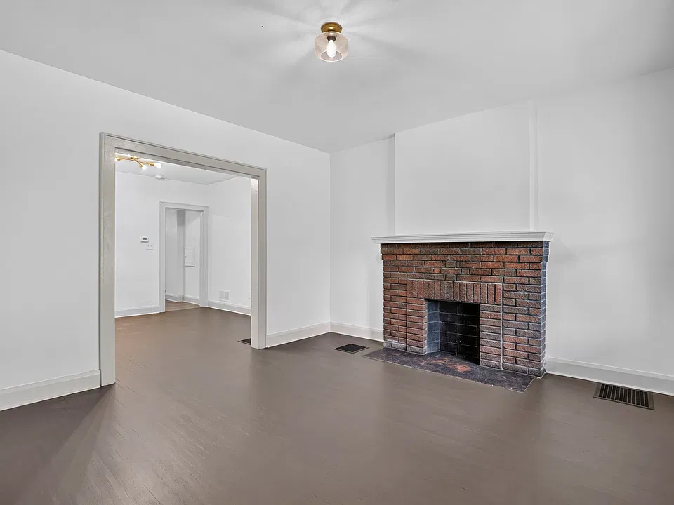 1163 Linwood Ave