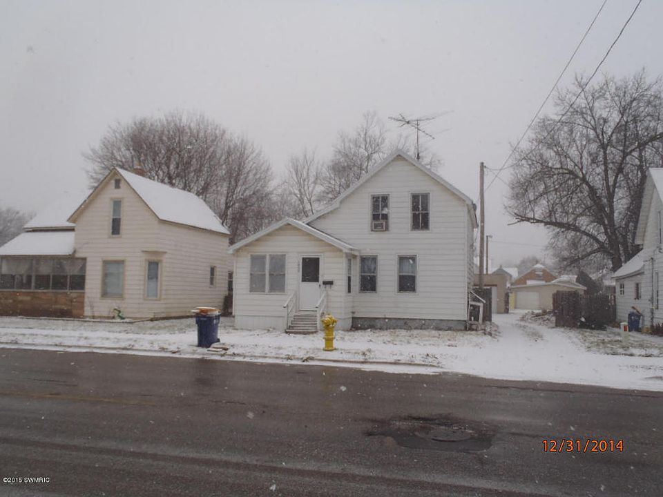 1st image of 1435 Alpine Ave NW