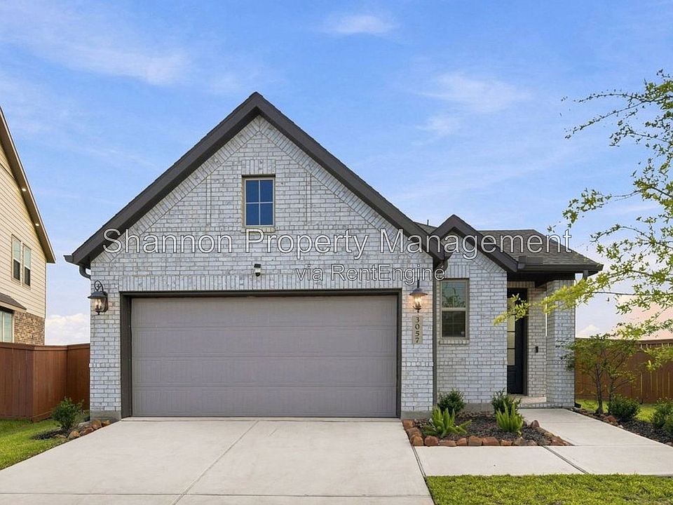 1st image of 3057 Pensacola Dr
