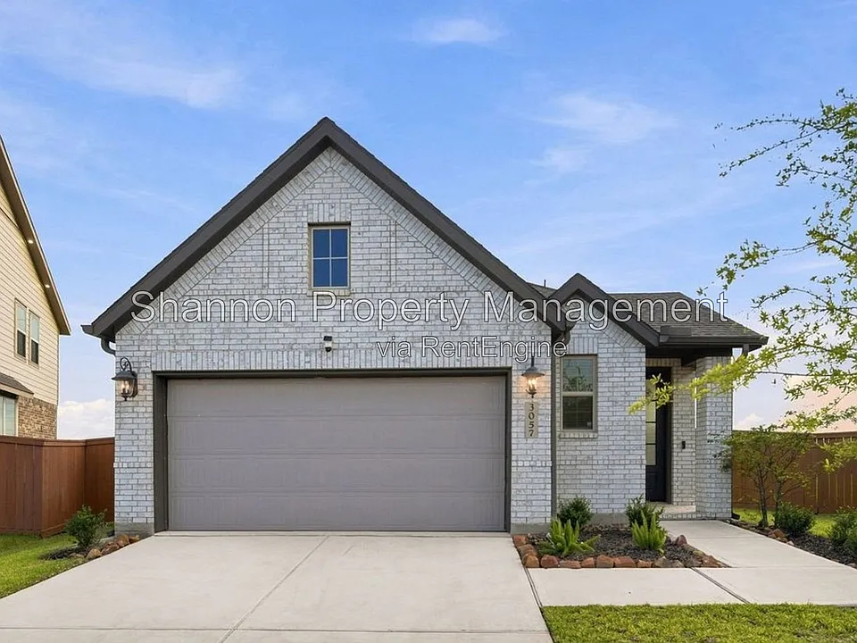 3057 Pensacola Dr
