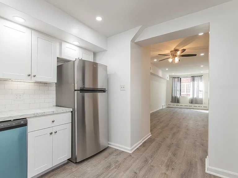 741 S Darien St — Photo 10