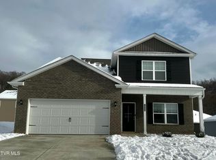 1024 Tara Ct, Blountville, TN 37617