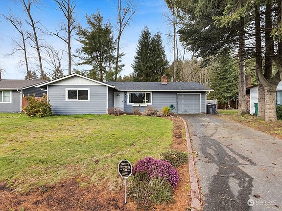 2nd image of 5625 95th Street NE