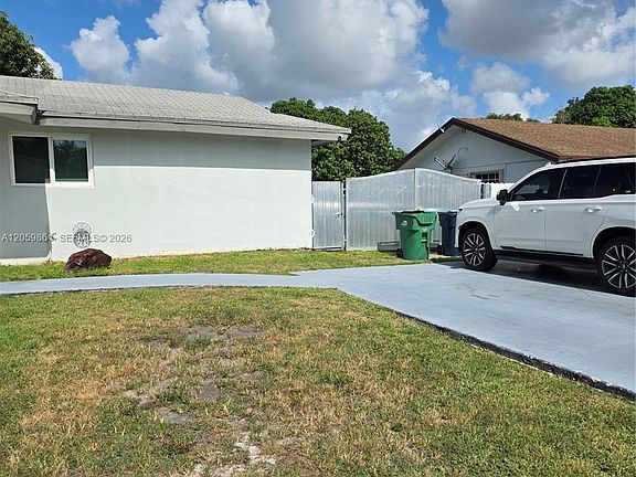 2nd image of 16884 SW 109th Ct