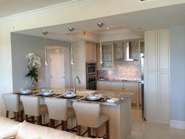 2nd image of 943 Bay Colony Dr S #943